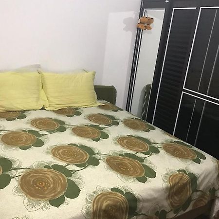 Apartamento Enseada Гуаружа Екстериор снимка