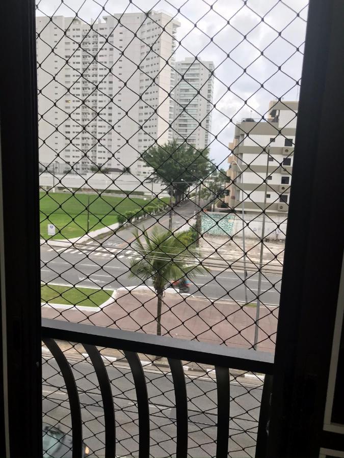 Apartamento Enseada Гуаружа Екстериор снимка